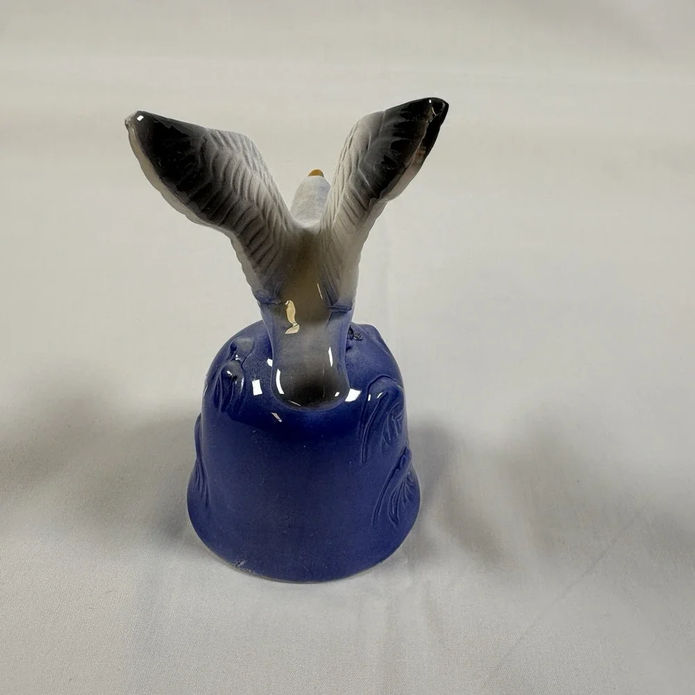Vintage Monterey CA Ceramic Bell Seagull Ocean Waves California S2-383